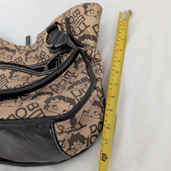 Betty Boop Black & Tan Logo Shoulder Bag with Gold Hardware - Picture 14 of 14